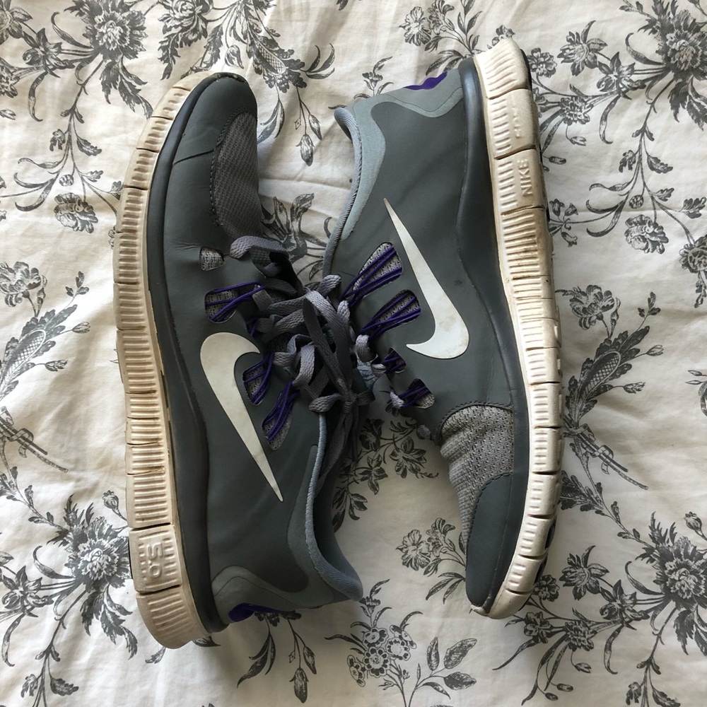 Nike Free Runs